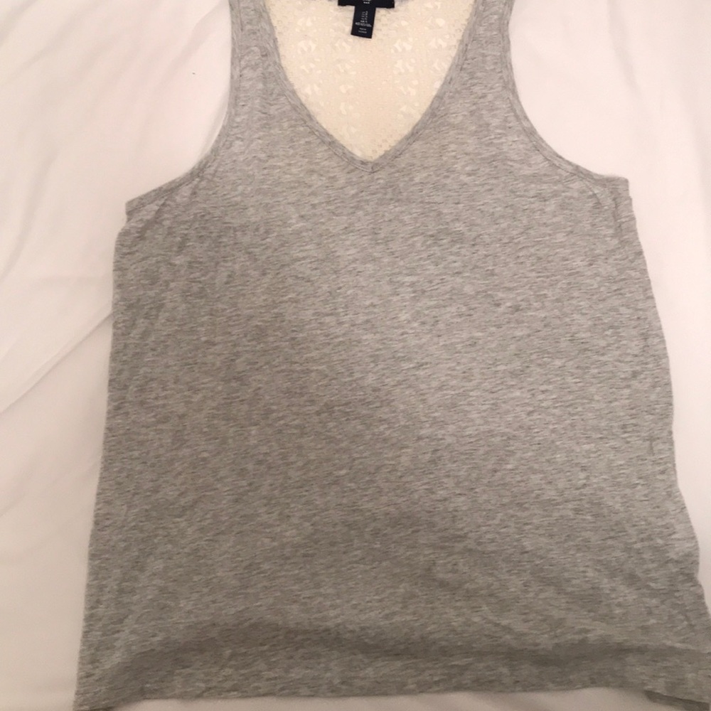 Never worn gap tank. Crochet back